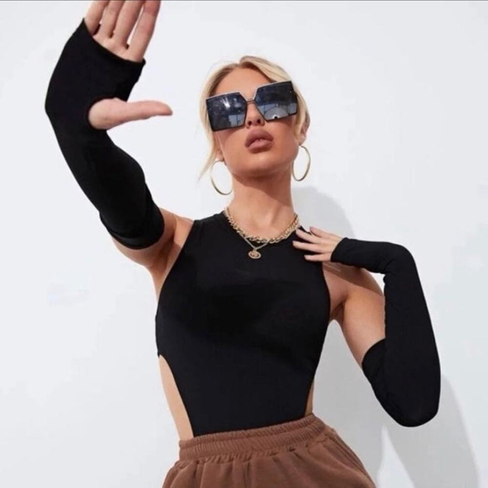 SHEIN Bodysuit with detachable sleeves
